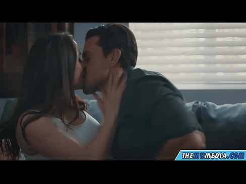 ❤️ Firaisana ara-nofo miaraka amin'ny reny tsara busty ❌ Analy pôrnôgrafia aminay